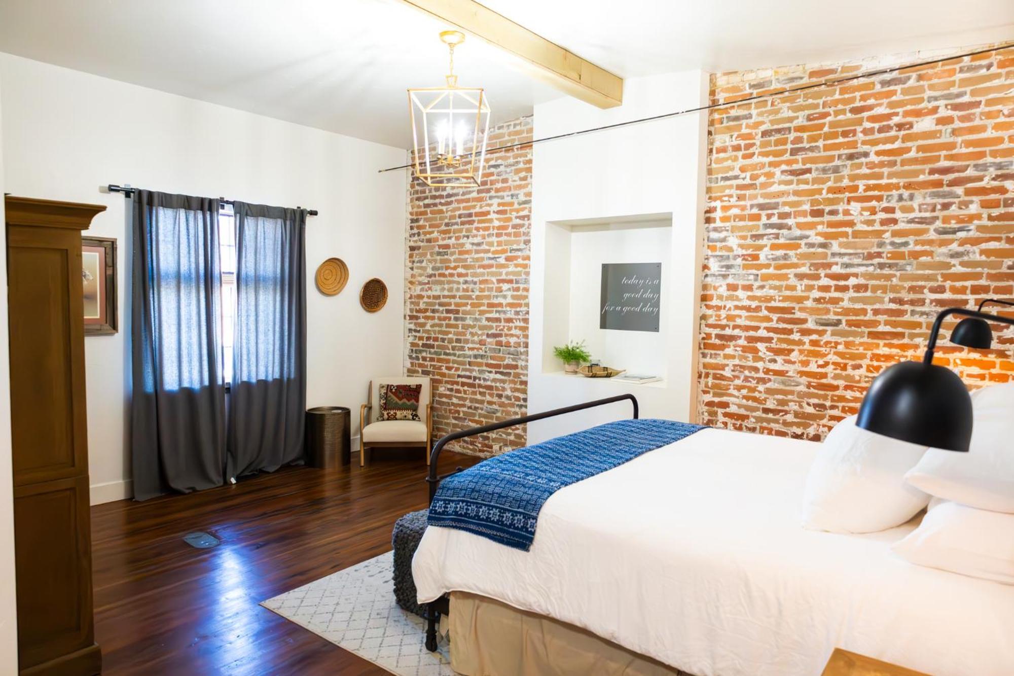 Lander Millhouse Hotel Exterior foto